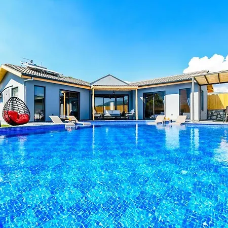 Sade 2 Modern Secluded Sidek