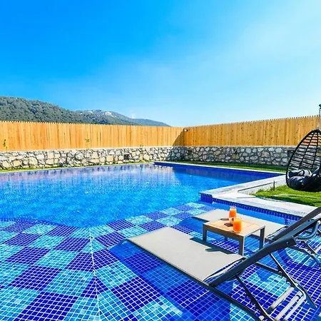 Sade 2 Modern Secluded Villa *