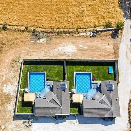 Sade 2 Modern Secluded Sidek