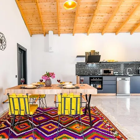 Villa Sade 2 Modern Secluded Sidek