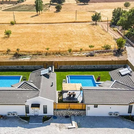 Sade 2 Modern Secluded